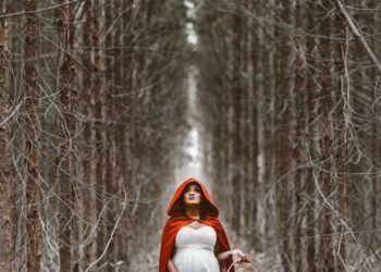 Top 10 Essentials for Your First Trimester Care Guide