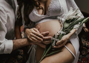 Ultimate Pregnancy Week by Week Guide: Navigating Your 9-Month Journey