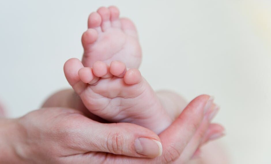 Top 5 Newborn Burping Methods Every New Parent Should Try